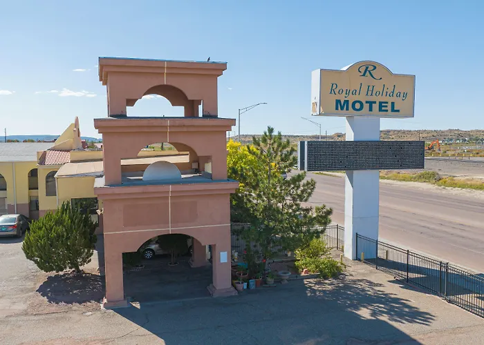 Royal Holiday Motel By Belvilla Gallup I-40
